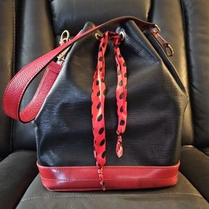Louis Vuitton Noe Bucket Bag